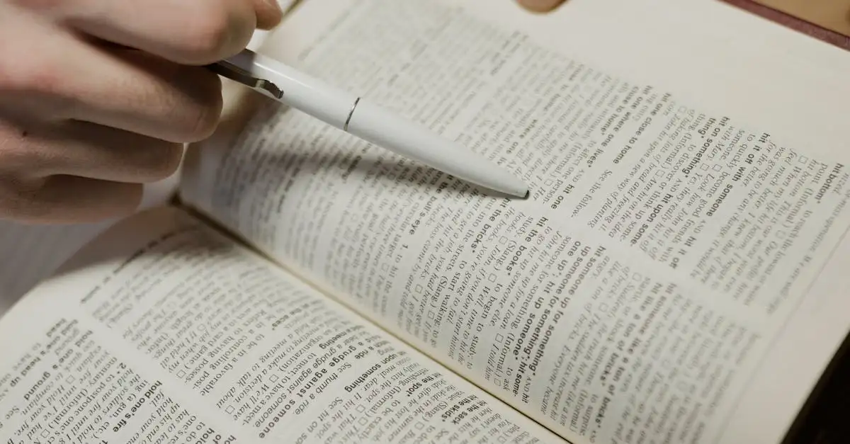 Nachricht Synonyme: Qualität und Alternativen finden
